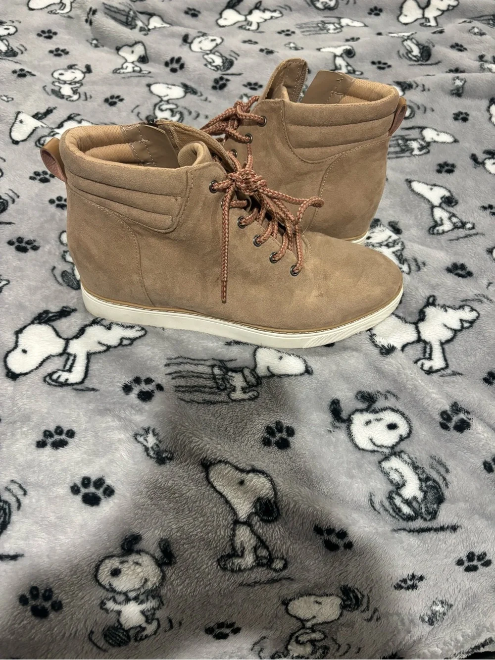 Dr. Scholl's Tan Suede Lace-Up Ankle Booties